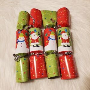 🌟10/$10 Festive Christmas Crackers Set